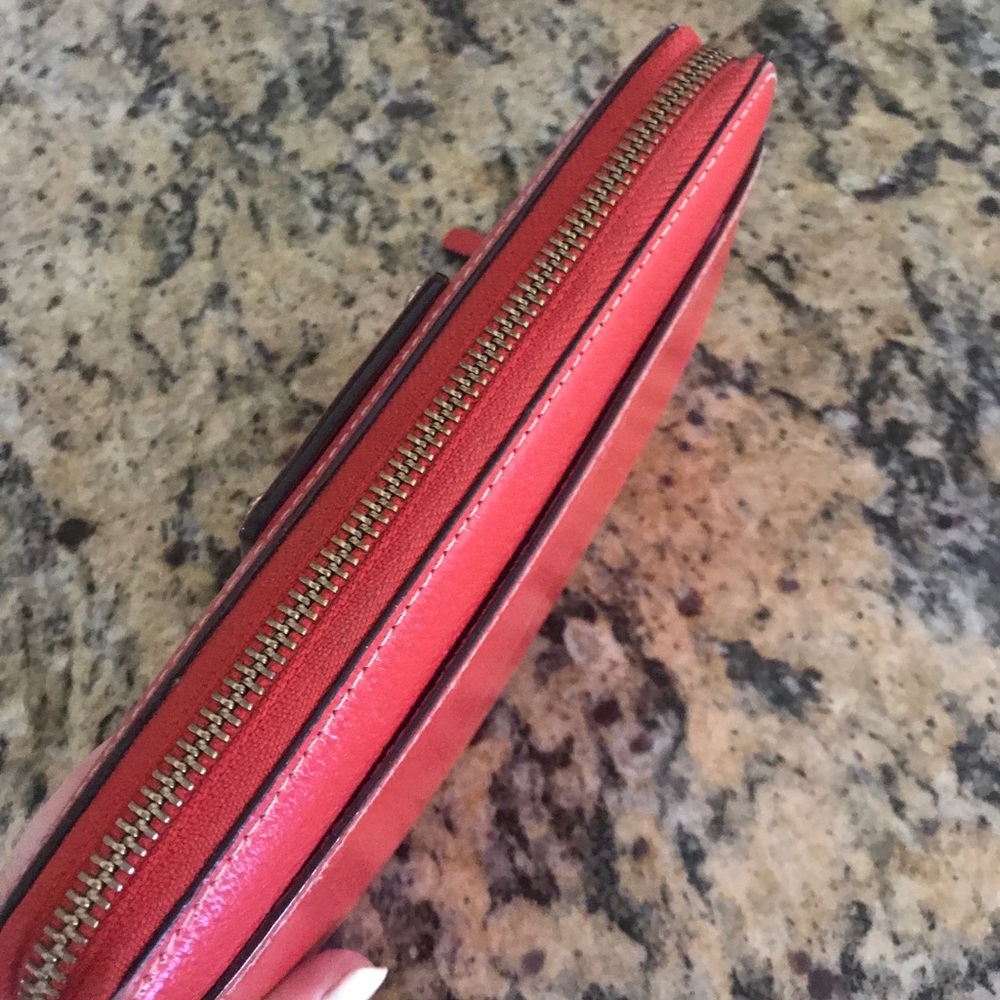Kate Spade wallet - Picture 4 of 5